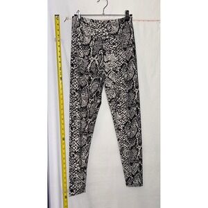 LuLaRoe Snake Print Leggings One Size Black White Casual Comfortable